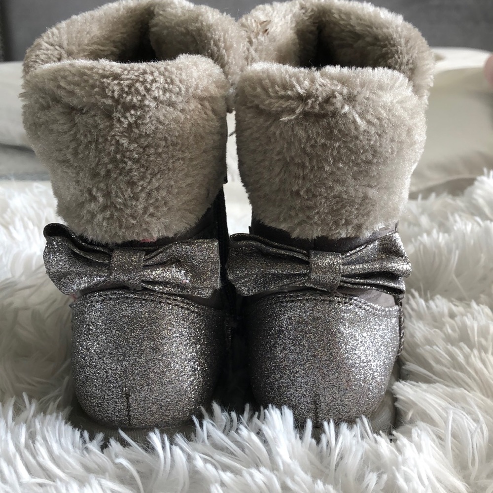 Kids Grey boots